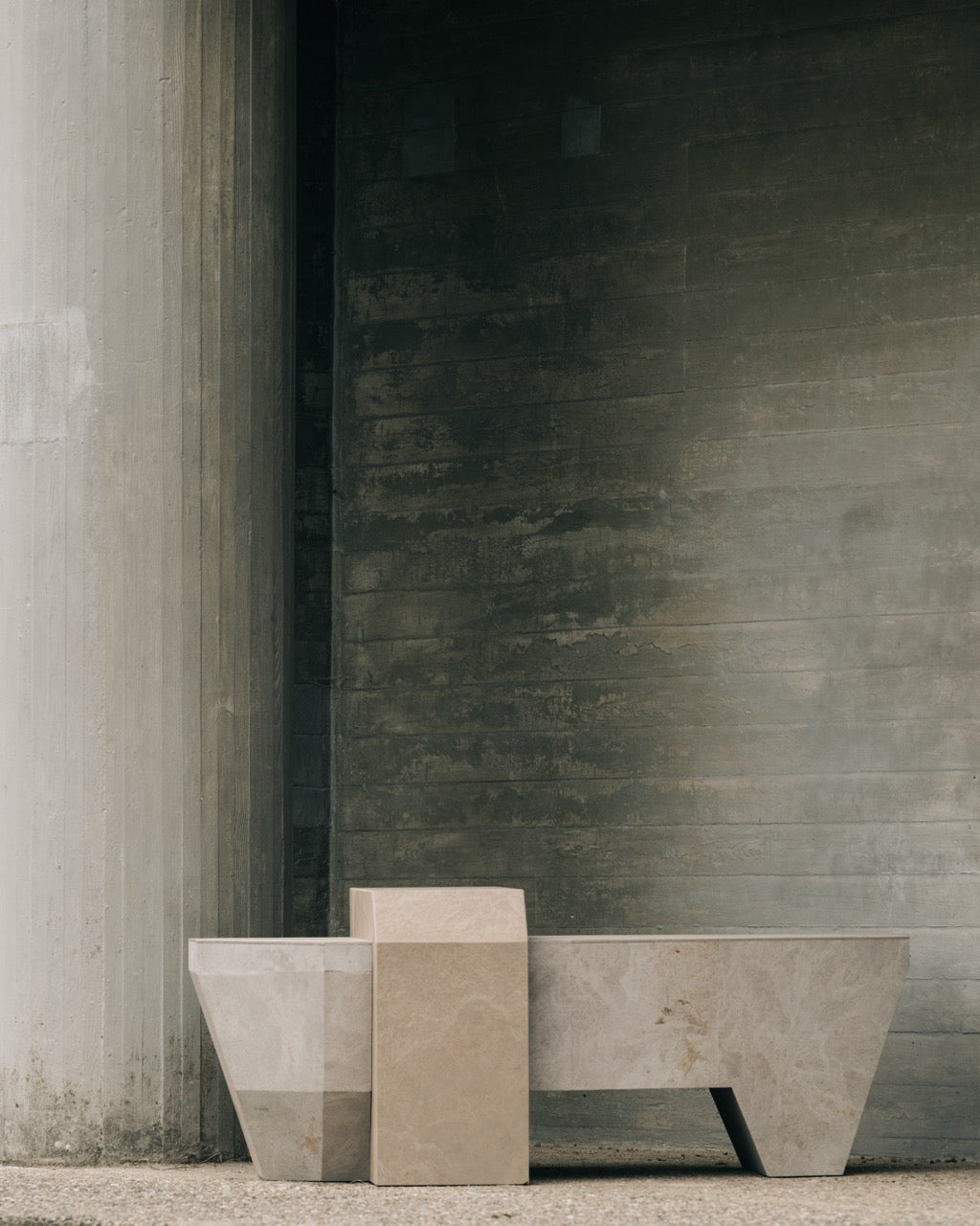 Monolith Table